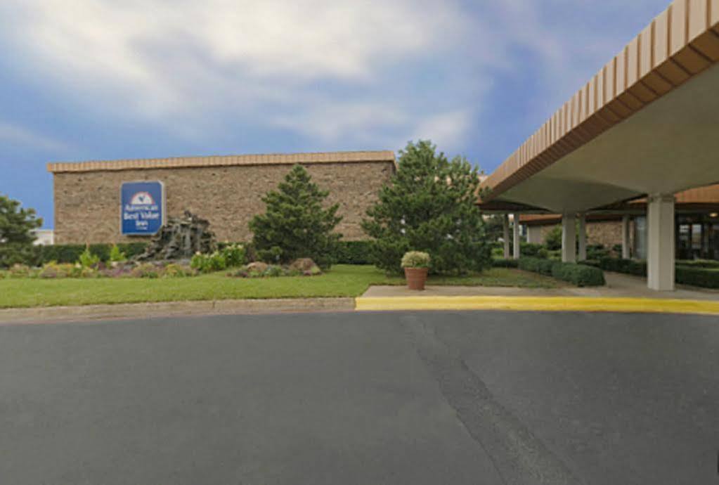 Americas Best Value Inn Fort Worth/Hurst Richland Hills Exterior photo